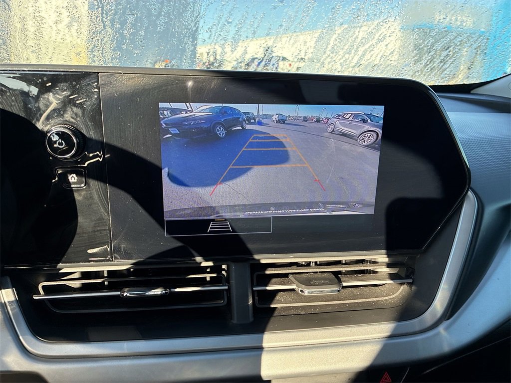 Used 2024 Chevrolet Trax LS image 16