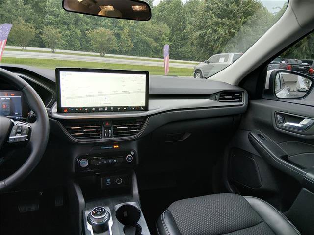 Certified 2023 Ford Escape SE FWD image 12