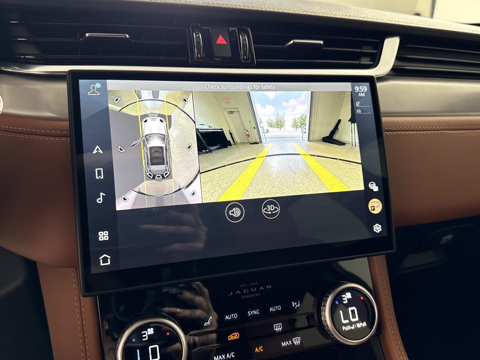Certified 2026 Jaguar F-PACE R-Dynamic S AWD/4WD image 26