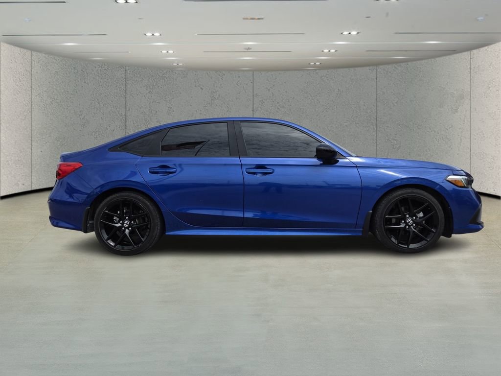 Used 2024 Honda Civic Sport image 2