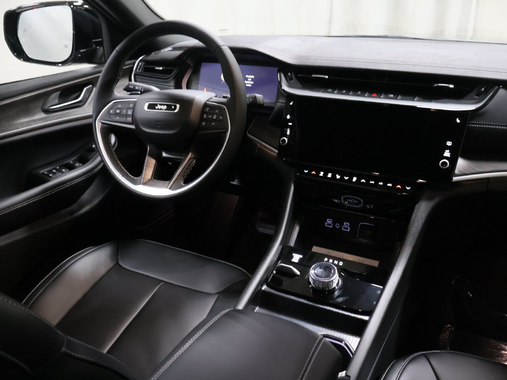 New 2027 Jeep Grand Cherokee L Limited AWD/4WD image 21