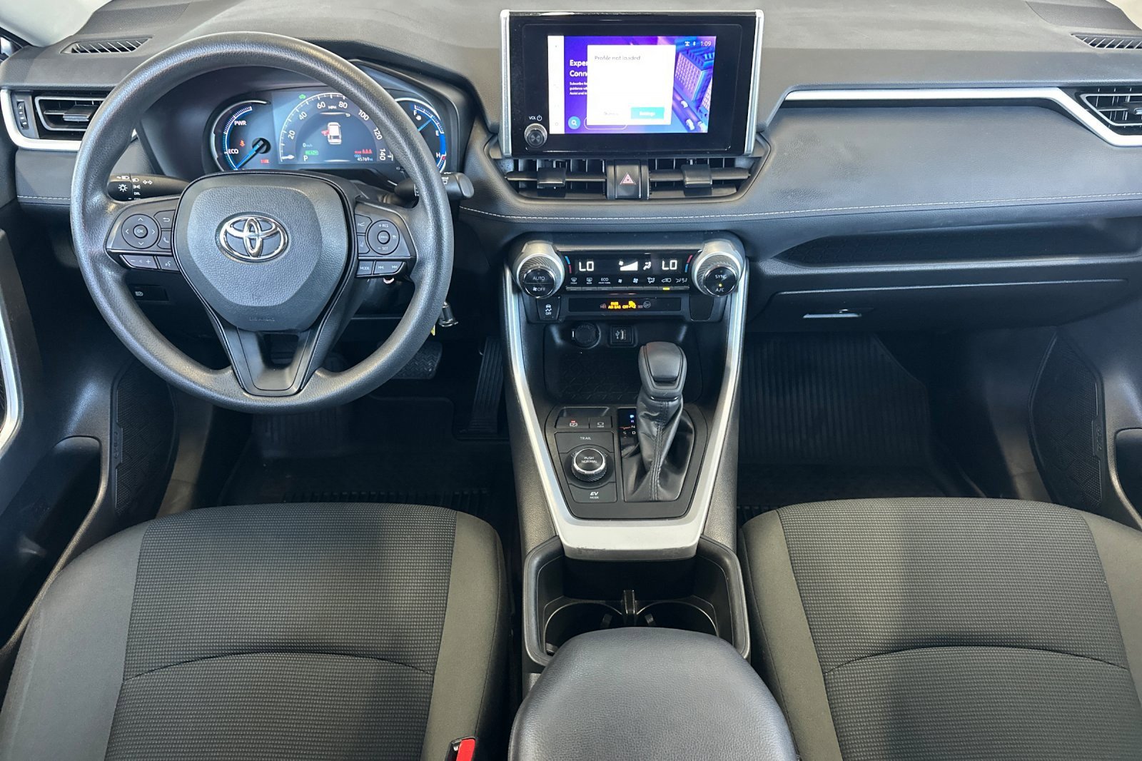 Used 2023 Toyota RAV4 LE image 12