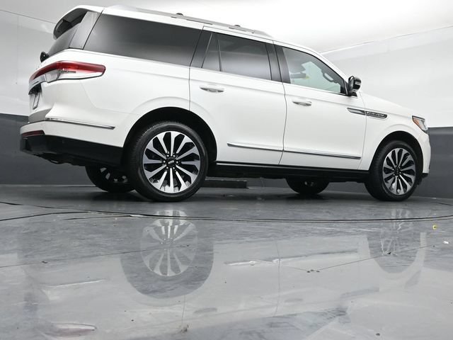 Certified 2023 Lincoln Navigator Reserve AWD/4WD image 45
