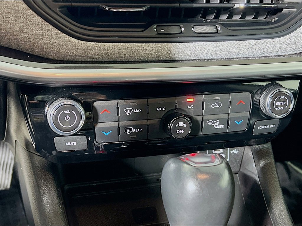 Used 2022 Jeep Compass Latitude w/ Sun and Sound Group image 15