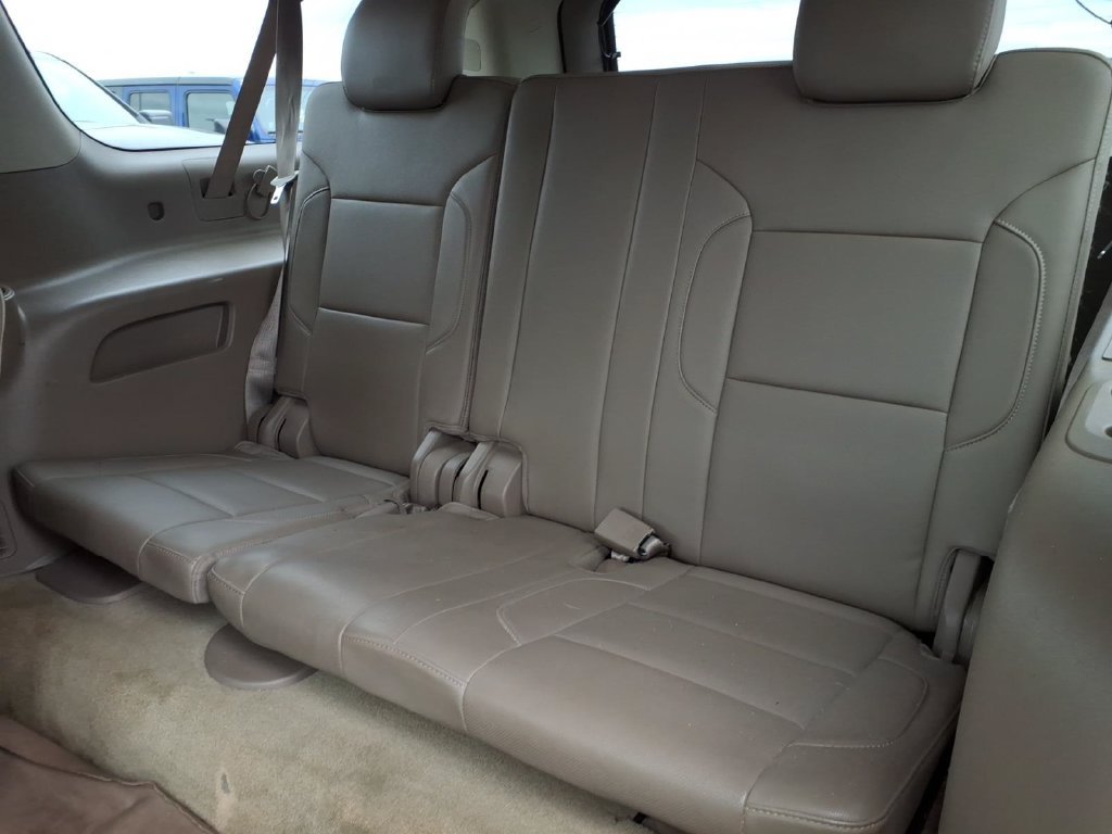 Used 2015 GMC Yukon XL SLT w/ Open Road Package AWD/4WD image 9