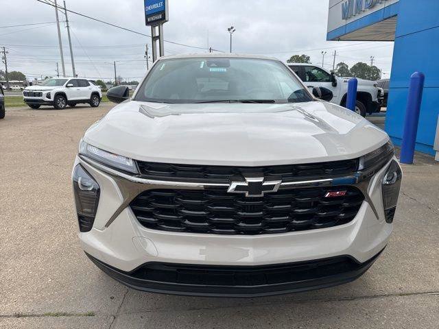 New 2026 Chevrolet Trax RS image 2