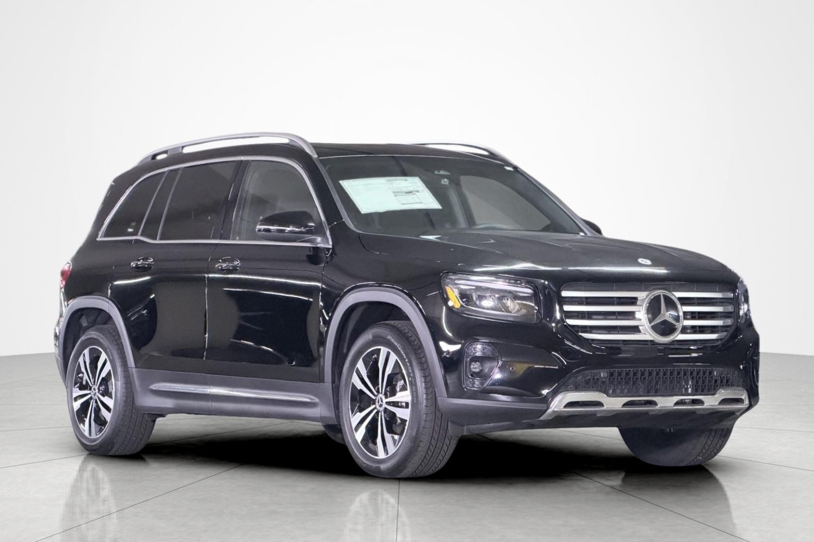 New 2025 Mercedes-Benz GLB 250 4MATIC image 7