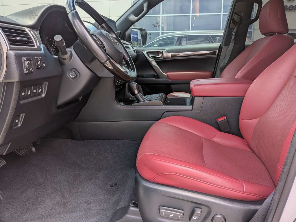 Used 2022 Lexus GX 460 Premium AWD/4WD image 2