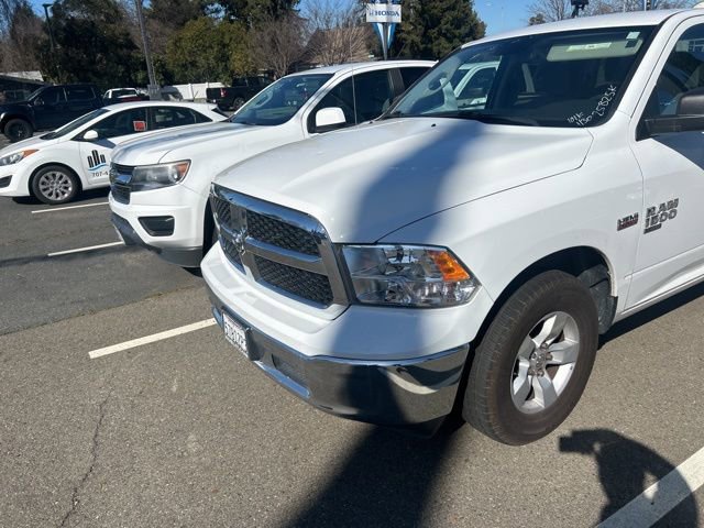 Used 2022 RAM 1500 Classic SLT image 2