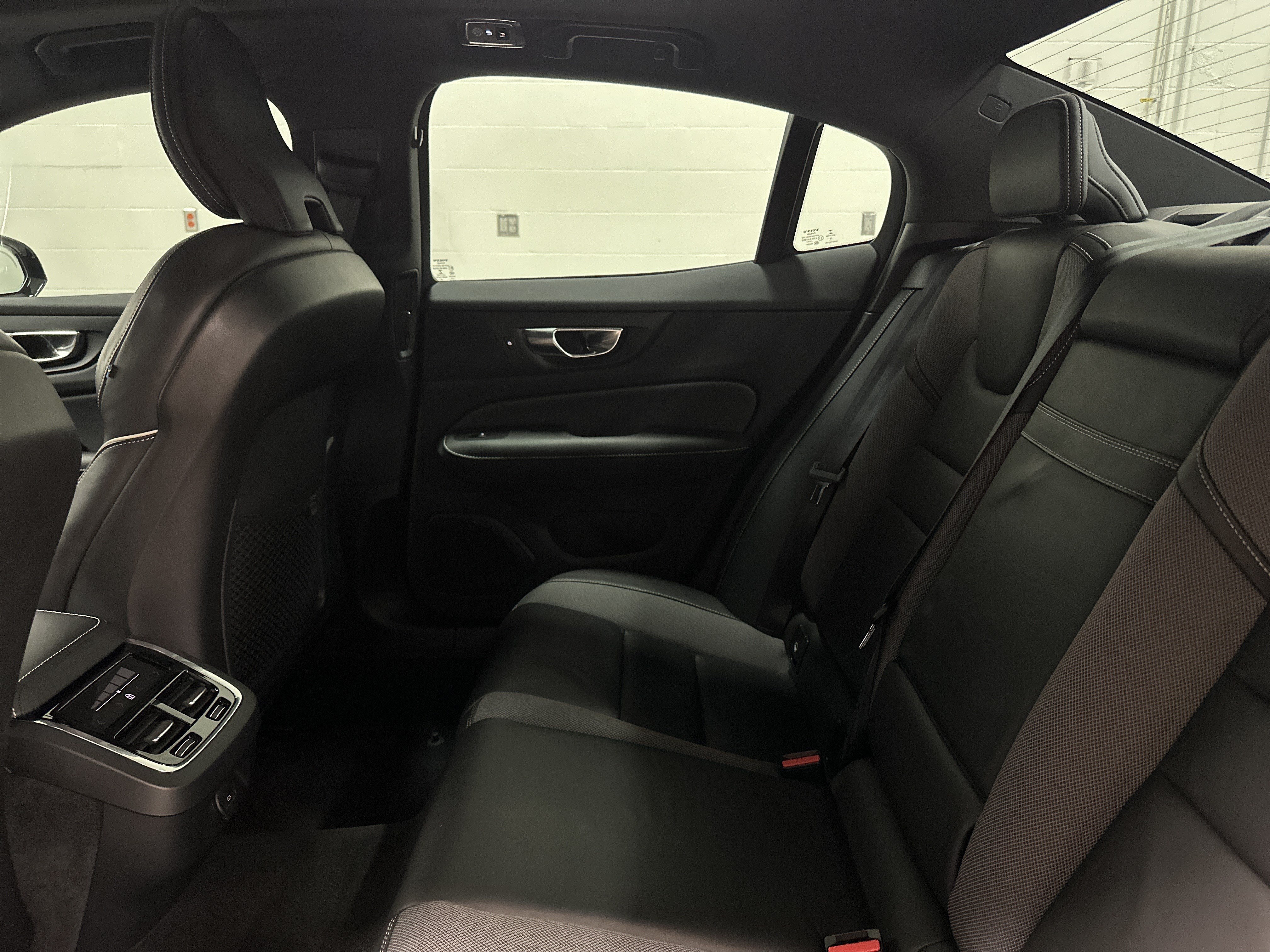 Used 2021 Volvo S60 T5 R-Design w/ Advanced Package FWD image 31