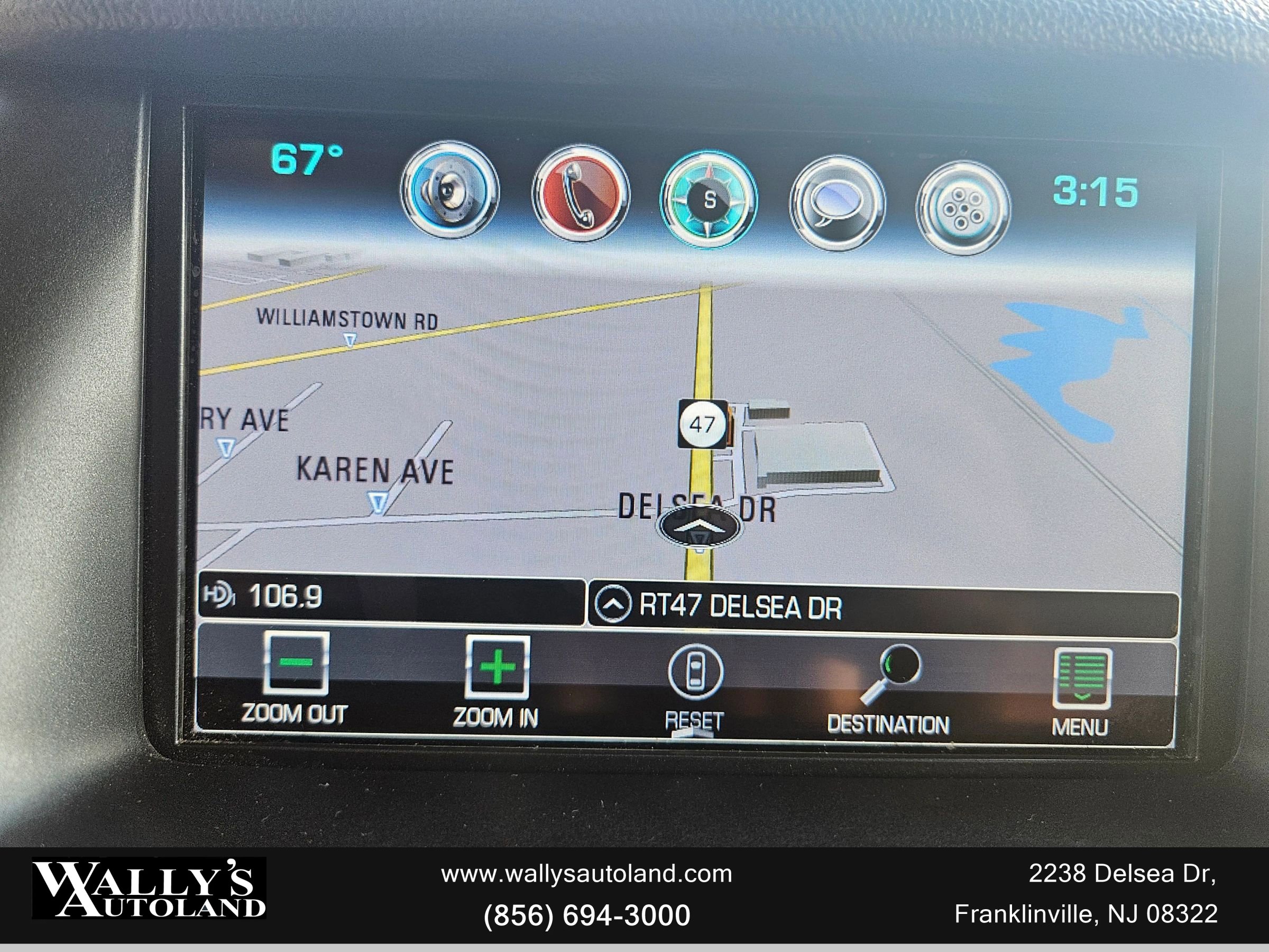 Used 2017 Chevrolet Suburban Premier image 14