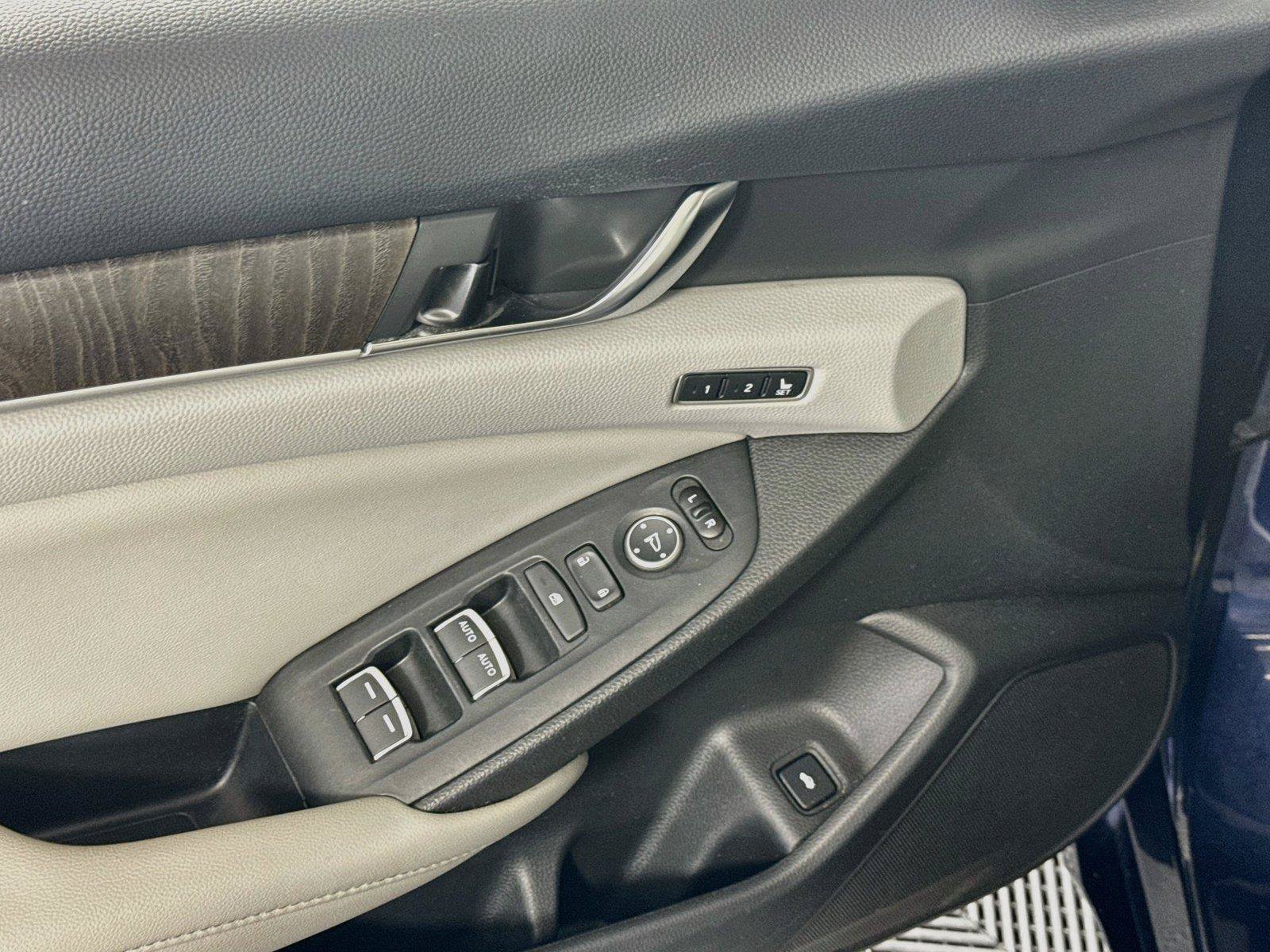Used 2019 Honda Accord EX-L image 11