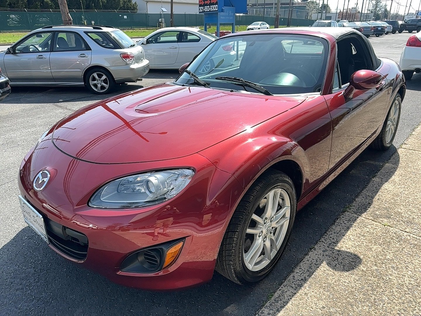 Used 2012 MAZDA MX-5 Miata Sport image 29