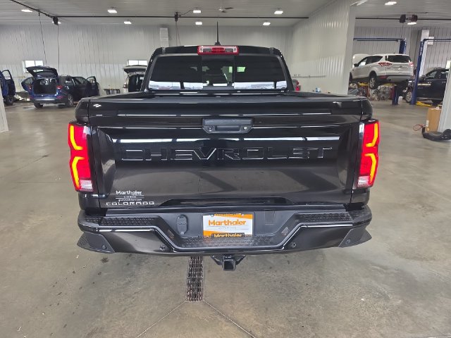 Used 2024 Chevrolet Colorado Z71 w/ Z71 Convenience Package 2 AWD/4WD image 7