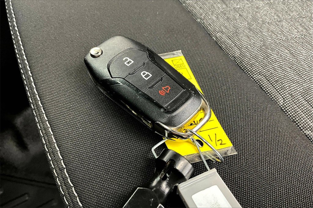 Used 2024 Ford Ranger XL image 11