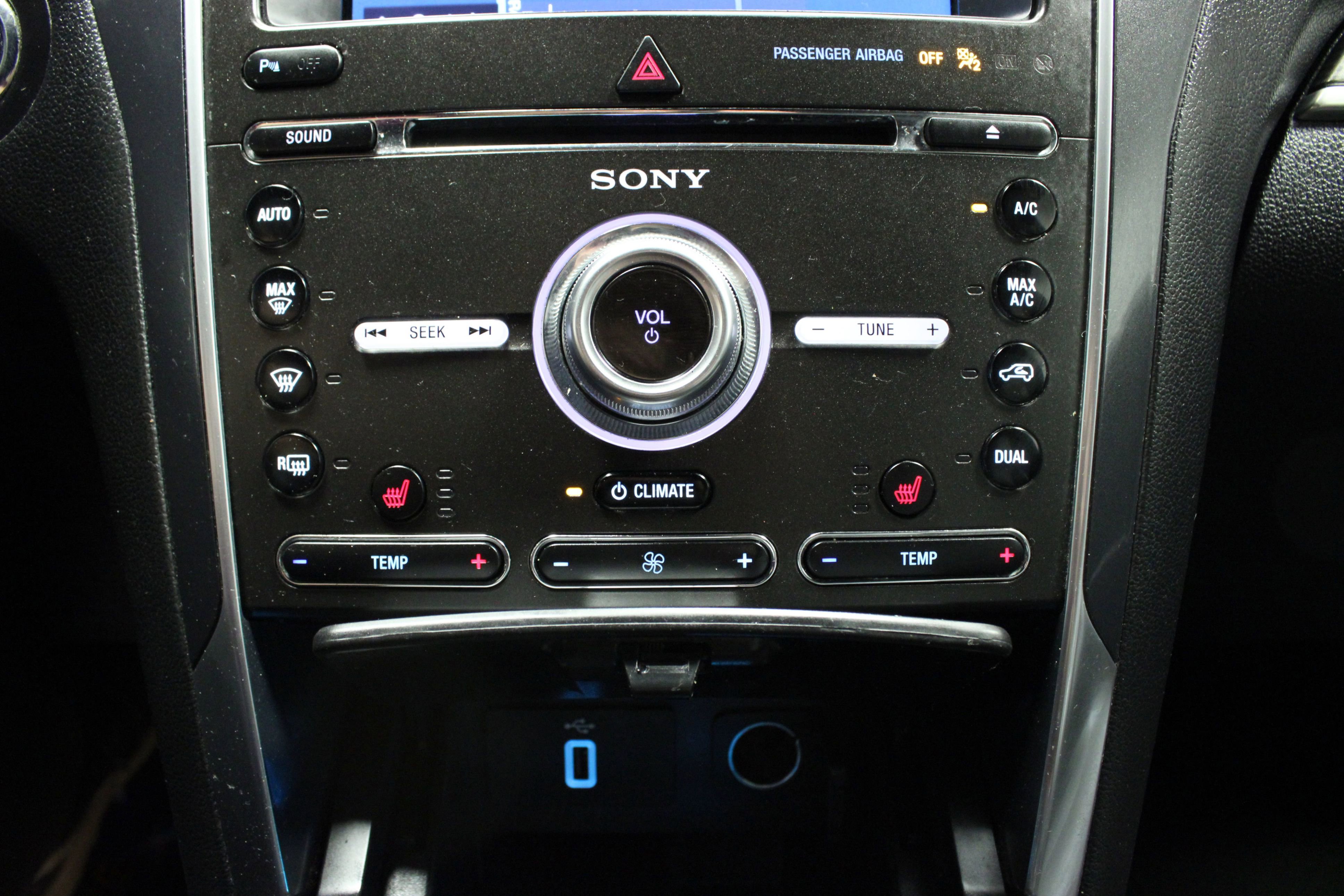 Used 2018 Ford Explorer Sport AWD/4WD image 26