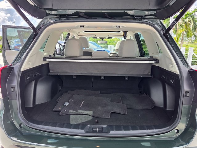 Used 2023 Subaru Forester Premium AWD/4WD image 23