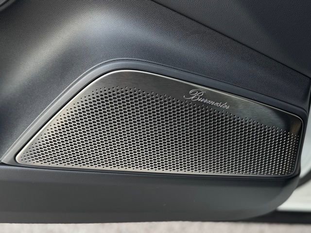 New 2025 Porsche Macan Turbo Electric image 15