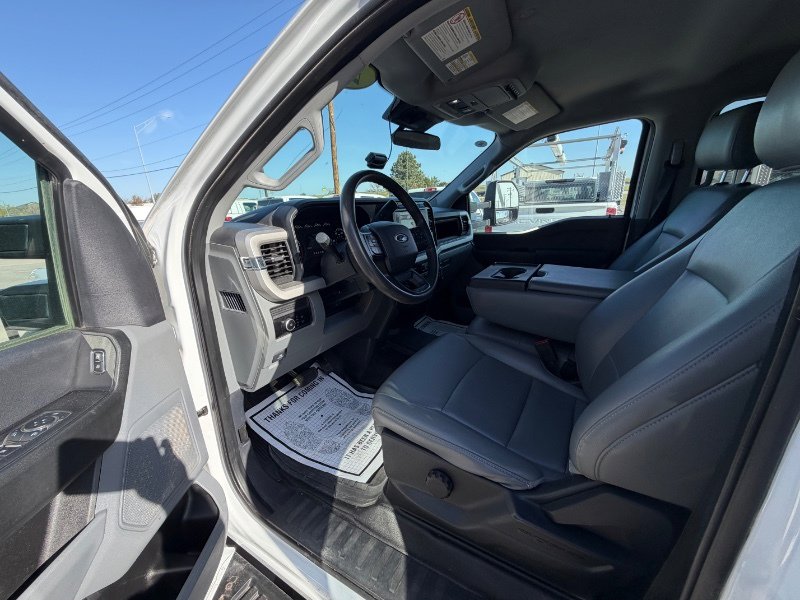 Used 2023 Ford F550 4x4 Crew Cab Super Duty w/ XL Chrome Package image 12