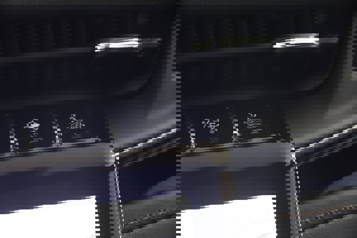 Used 2023 Jeep Grand Cherokee Summit image 42