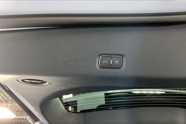 New 2026 Ford Expedition Max Platinum image 16