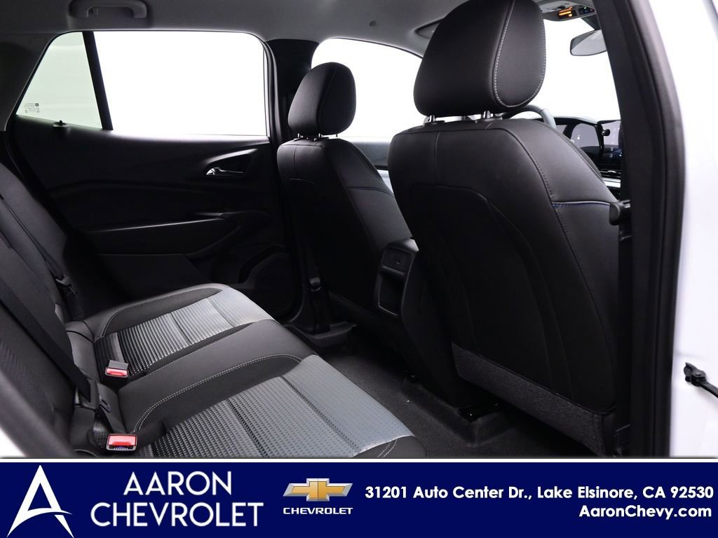 New 2026 Chevrolet Trax LT w/ Driver Confidence Package FWD image 11