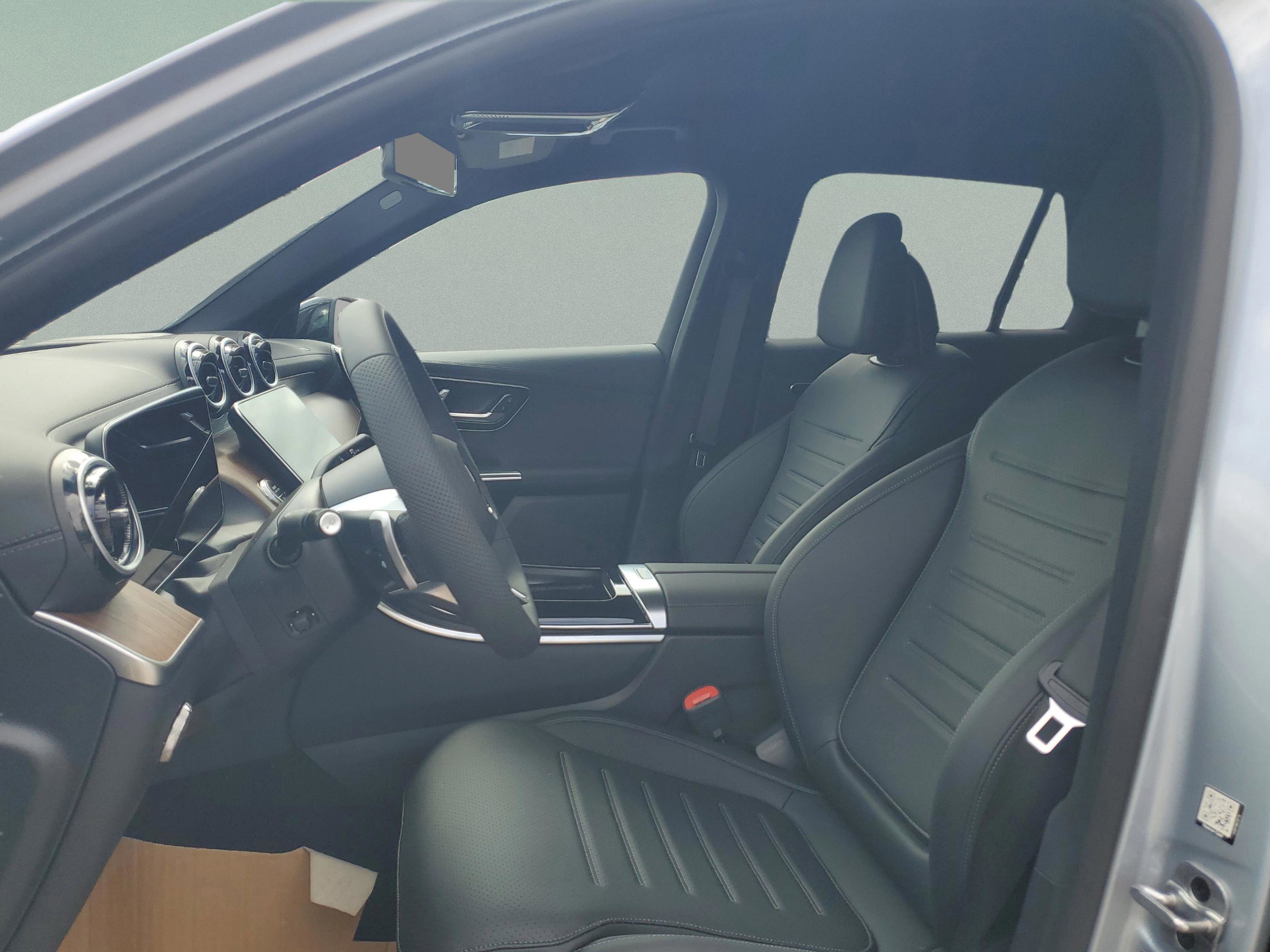 Certified 2026 Mercedes-Benz GLC 300 image 22