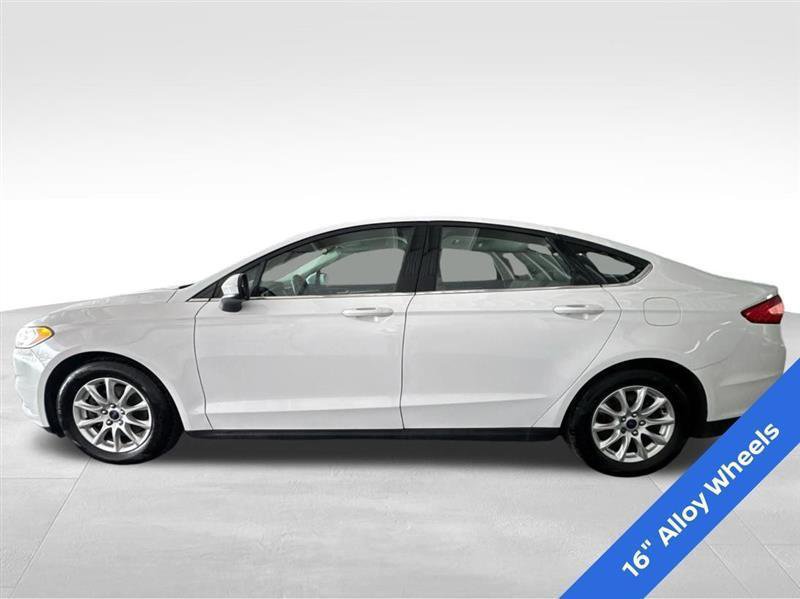 Used 2016 Ford Fusion S image 8