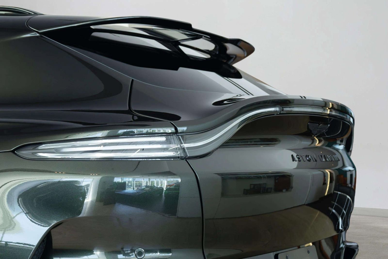 New 2026 Aston Martin DBX S AWD/4WD image 61