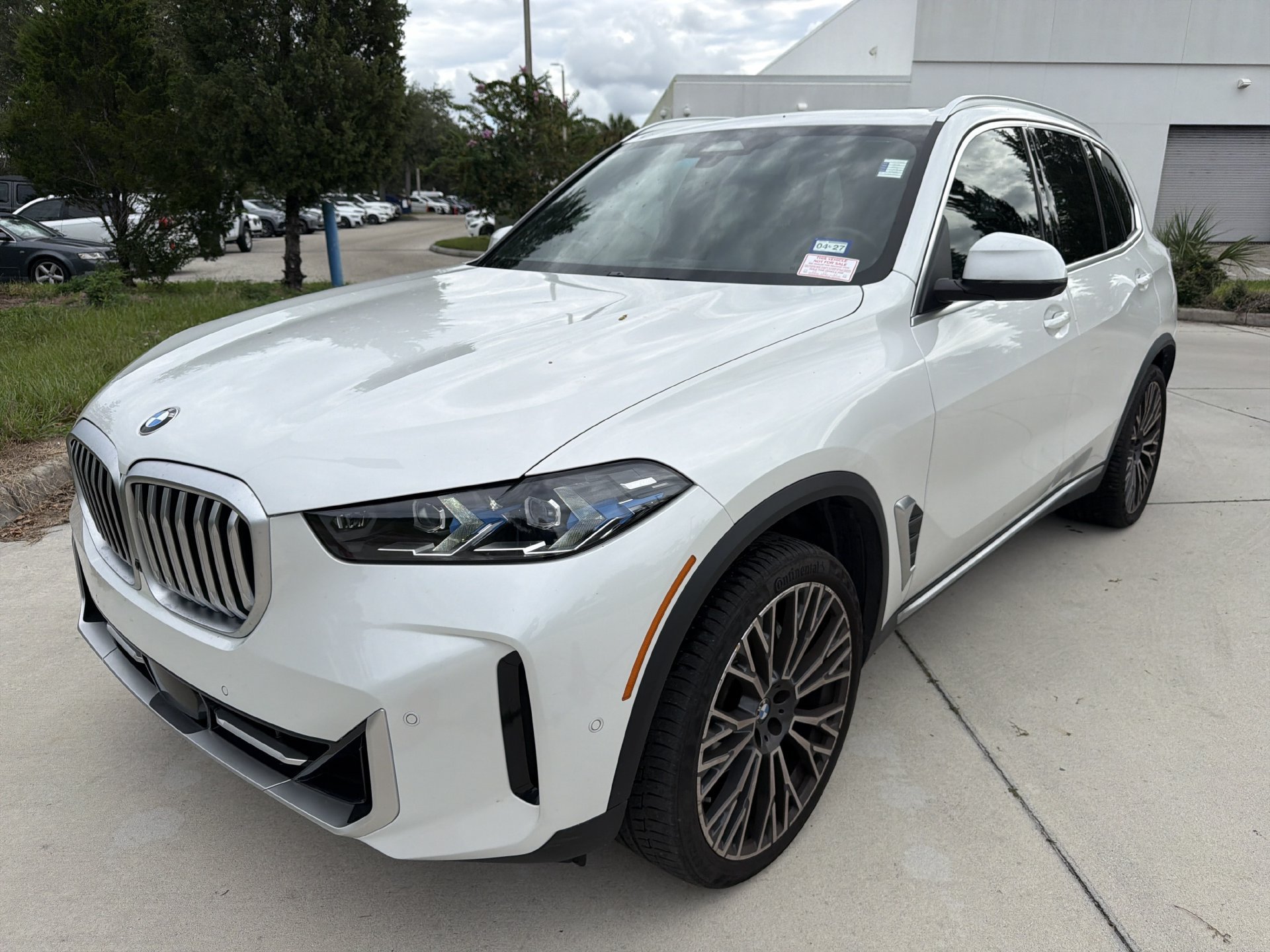 Used 2025 BMW X5 sDrive40i w/ Executive Package RWD image 8