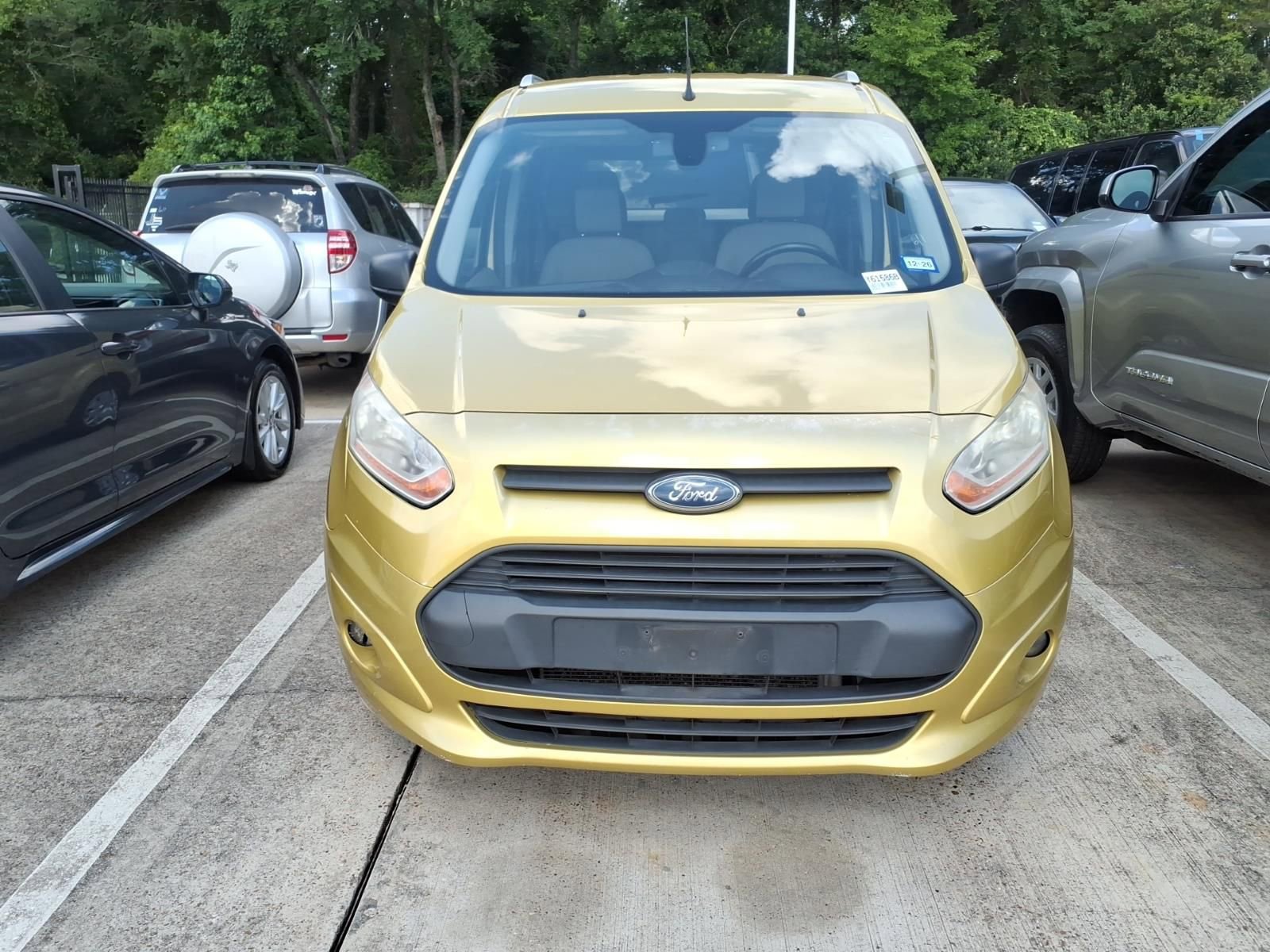Used 2017 Ford Transit Connect XLT FWD image 2