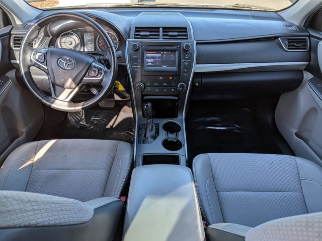 Used 2017 Toyota Camry SE image 16