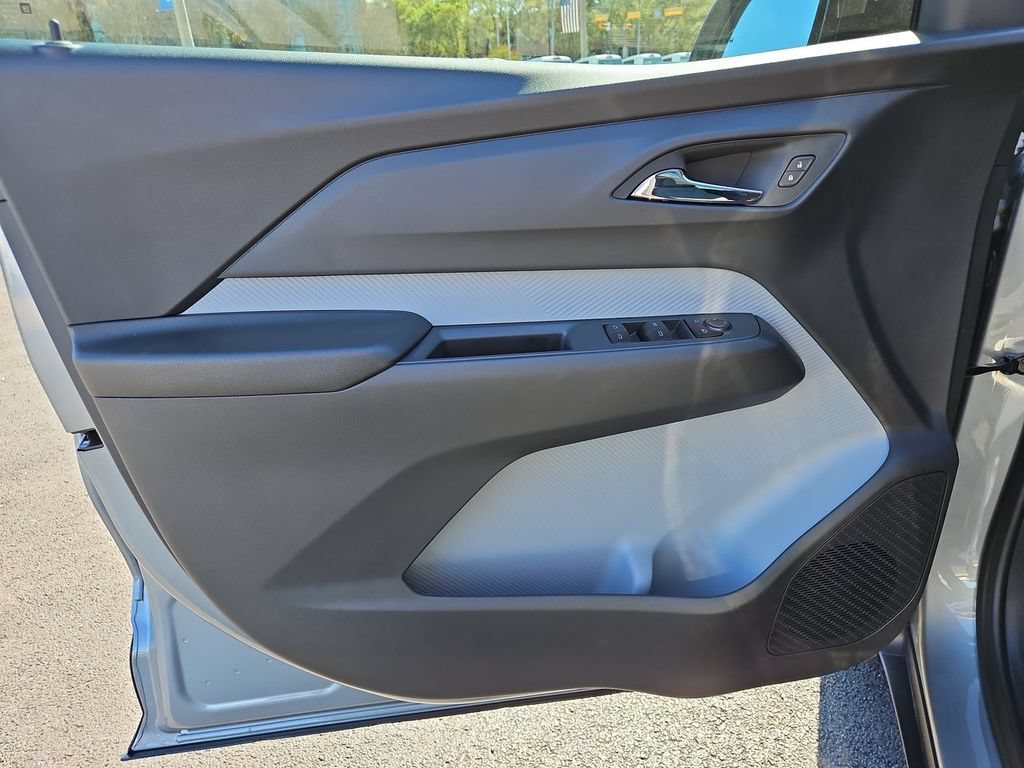 New 2027 Chevrolet Bolt RS w/ Technology Package FWD image 14