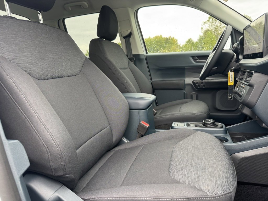New 2025 Ford Maverick XL image 17