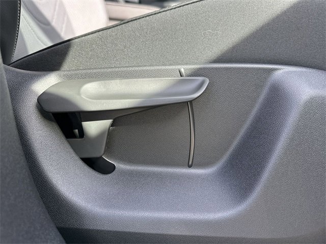 New 2026 Volkswagen Tiguan SE image 32