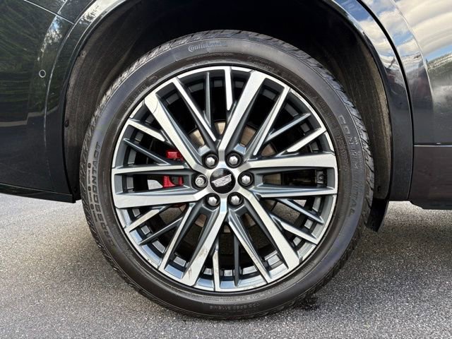 Used 2022 Cadillac XT6 Sport w/ Technology Package AWD/4WD image 18