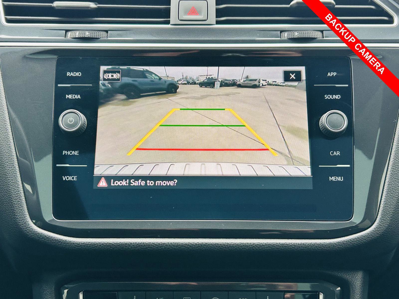 Used 2024 Volkswagen Tiguan Wolfsburg Edition w/ Panoramic Sunroof Package image 9