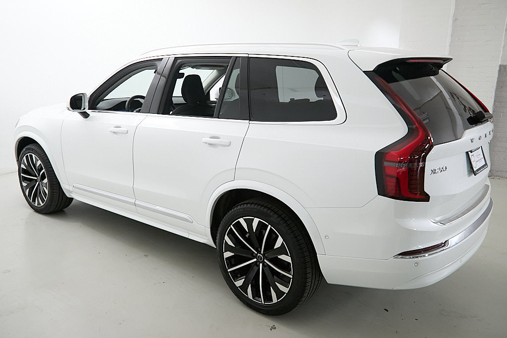 New 2026 Volvo XC90 B6 Plus w/ Protection Package AWD/4WD image 7
