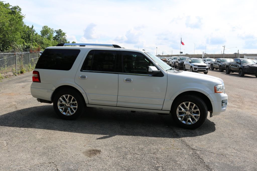 Used 2017 Ford Expedition Limited w/ Equipment Group 301A RWD image 6