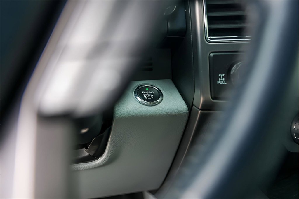 Used 2022 Ford F350 Limited image 18