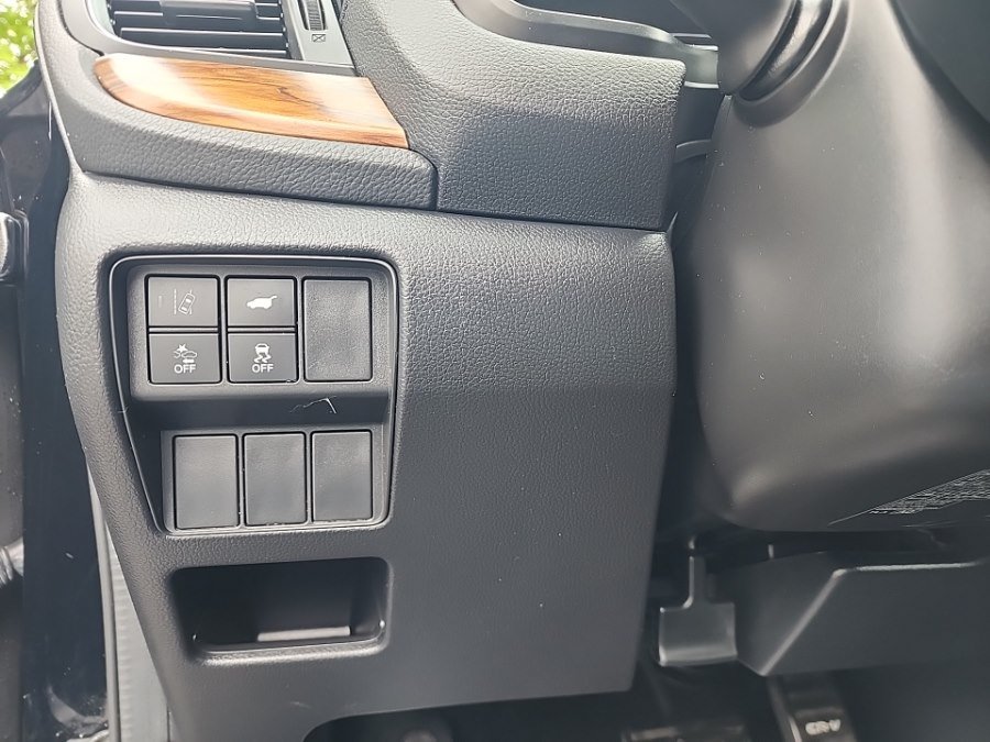 Used 2018 Honda CR-V Touring image 29