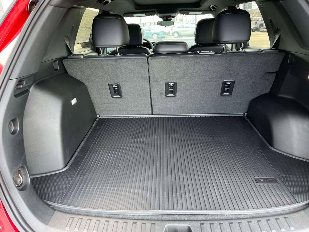 New 2026 GMC Terrain AT4 w/ LPO, Floor Liner Package image 17