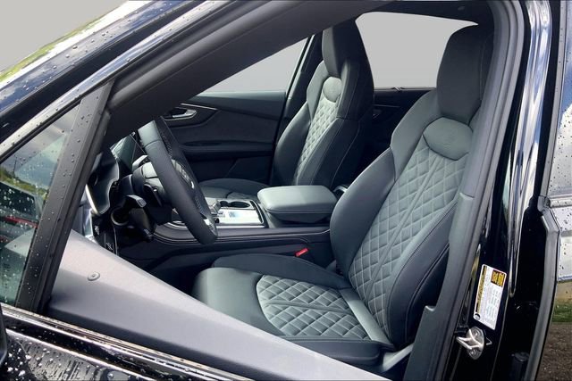 New 2026 Audi SQ7 Premium Plus AWD/4WD image 8