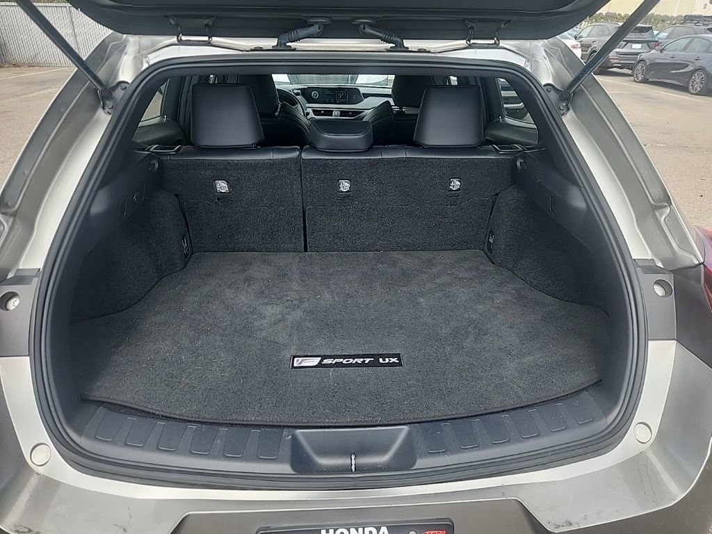 Used 2021 Lexus UX 250h F Sport w/ Accessory Package (Z1) AWD/4WD image 18