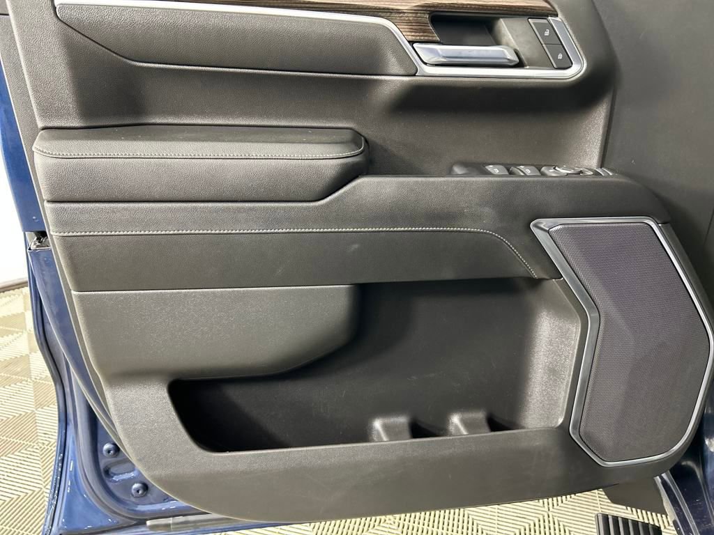 Used 2023 Chevrolet Silverado 1500 LT image 20