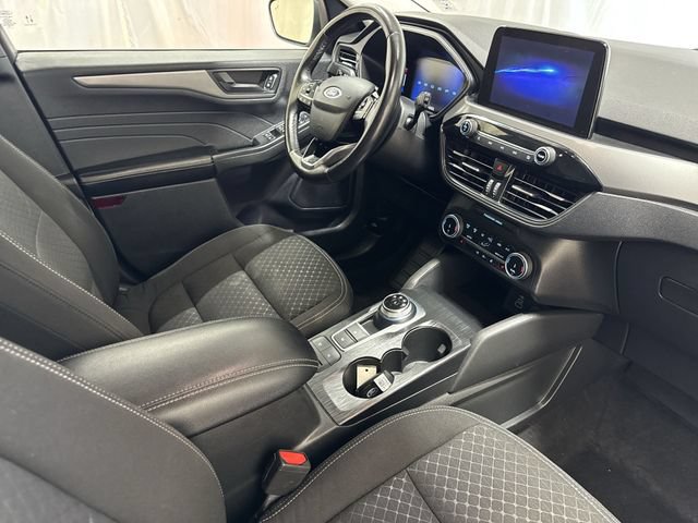 Used 2024 Ford Escape Active w/ Cold Weather Package FWD image 27
