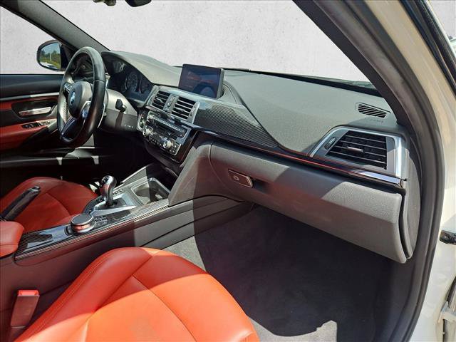 Used 2018 BMW M3 RWD image 20