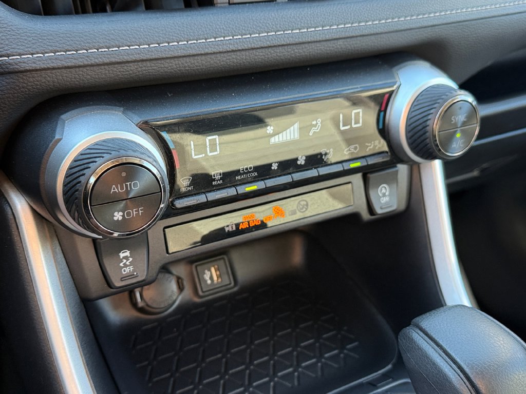 Certified 2025 Toyota RAV4 XLE AWD/4WD image 35