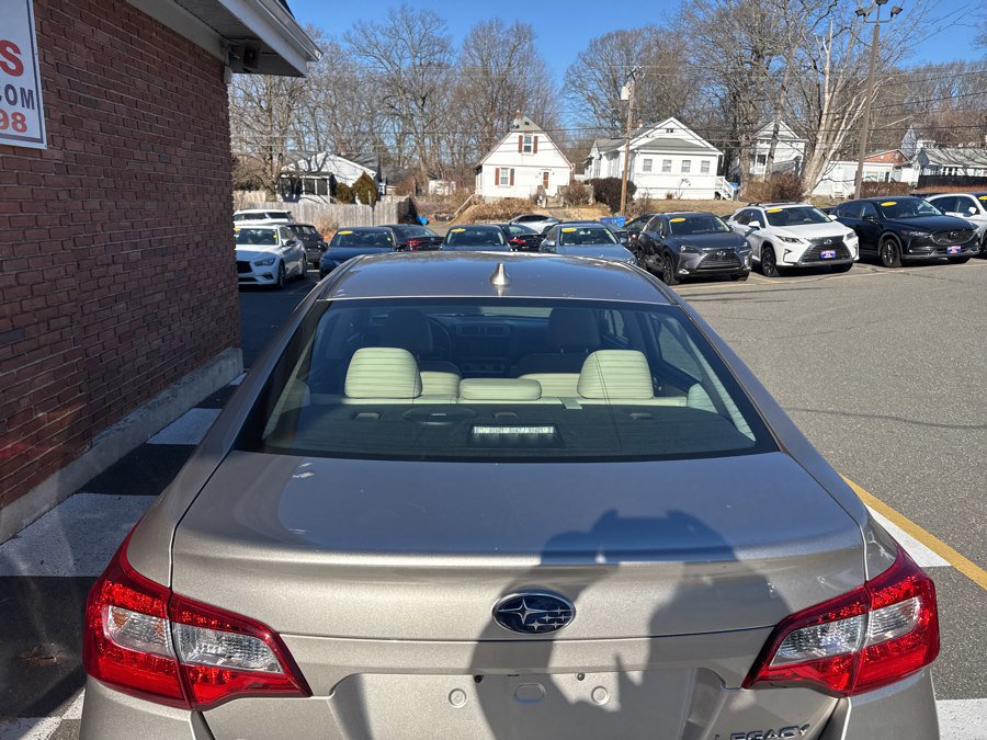 Used 2017 Subaru Legacy 2.5i Limited image 9