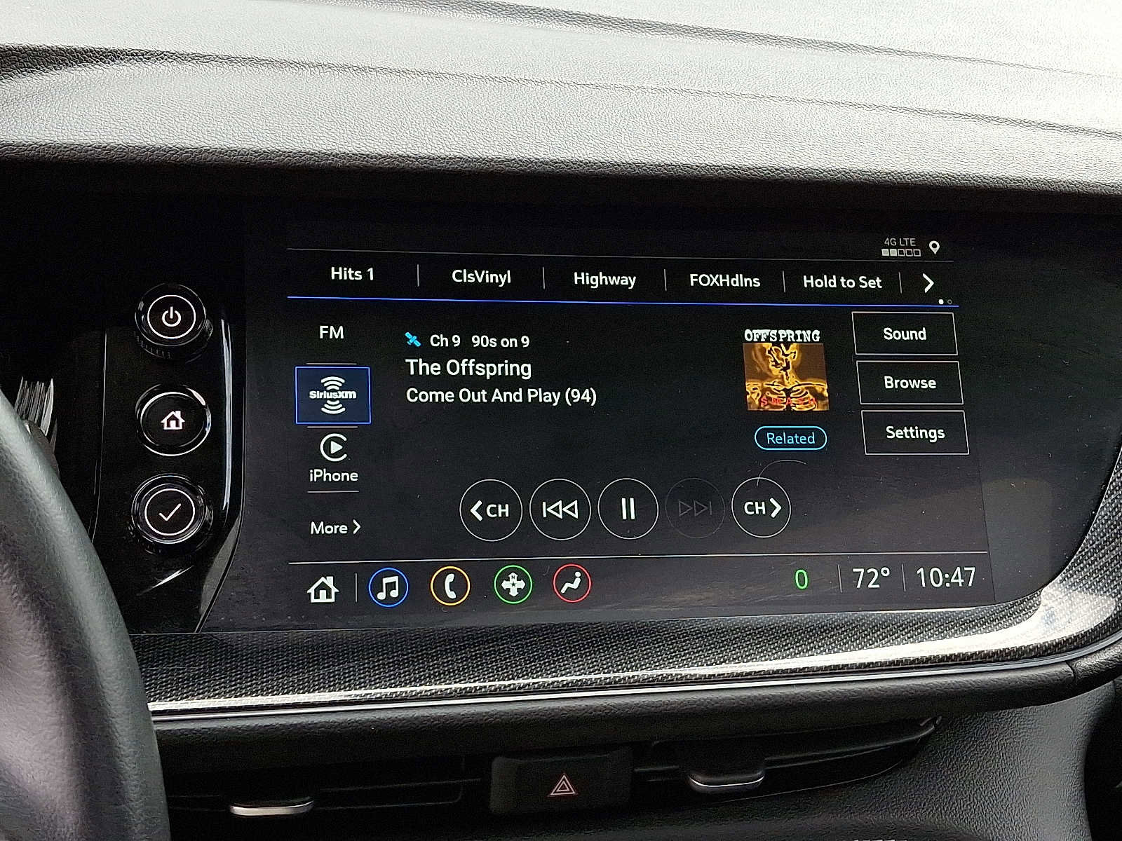 Used 2023 Buick Envision Essence w/ Sport Touring Package image 18